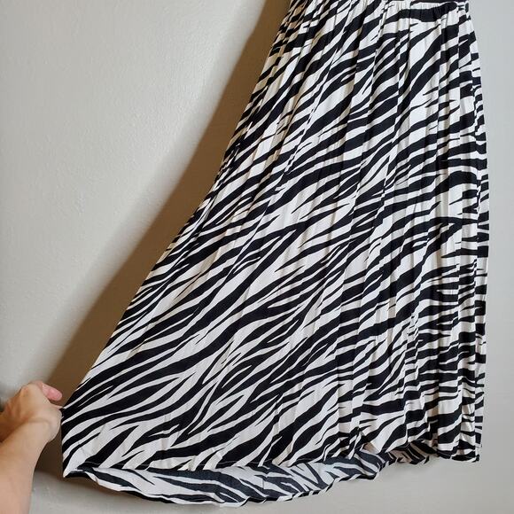 Abound Zebra Print Halter Midi Dress XXS Animal Fall 2025 Trend Edgy Minimalist - Picture 5 of 9